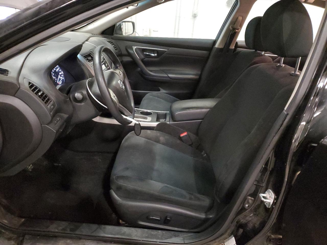 2015 Nissan Altima - Image 7