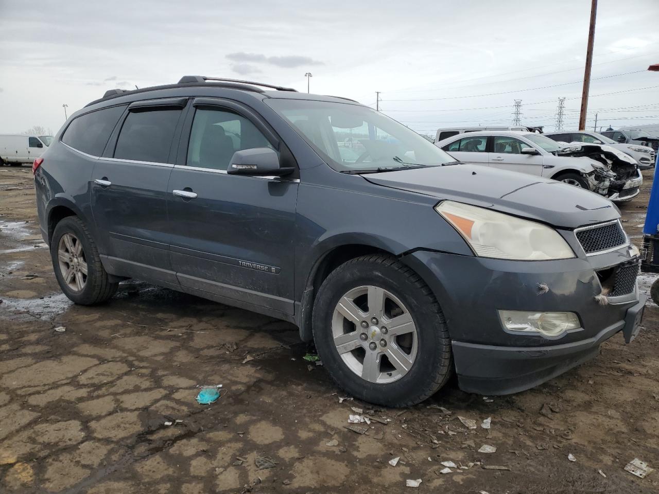 2009 Chevrolet Traverse - Image 4
