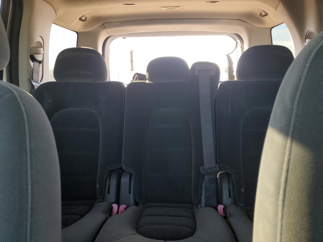 2003 Ford Explorer - Image 10