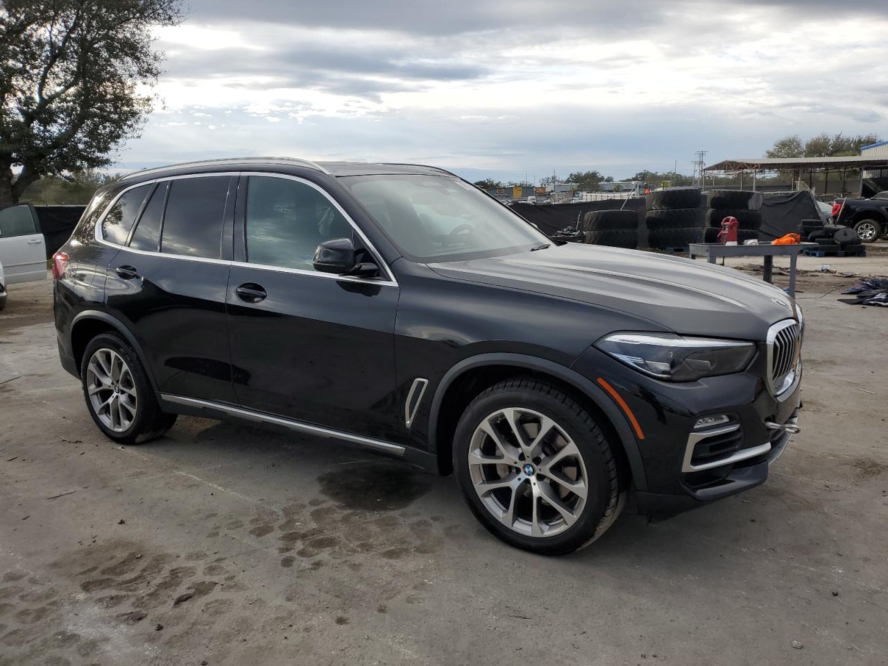 2021 BMW X5 - Image 4