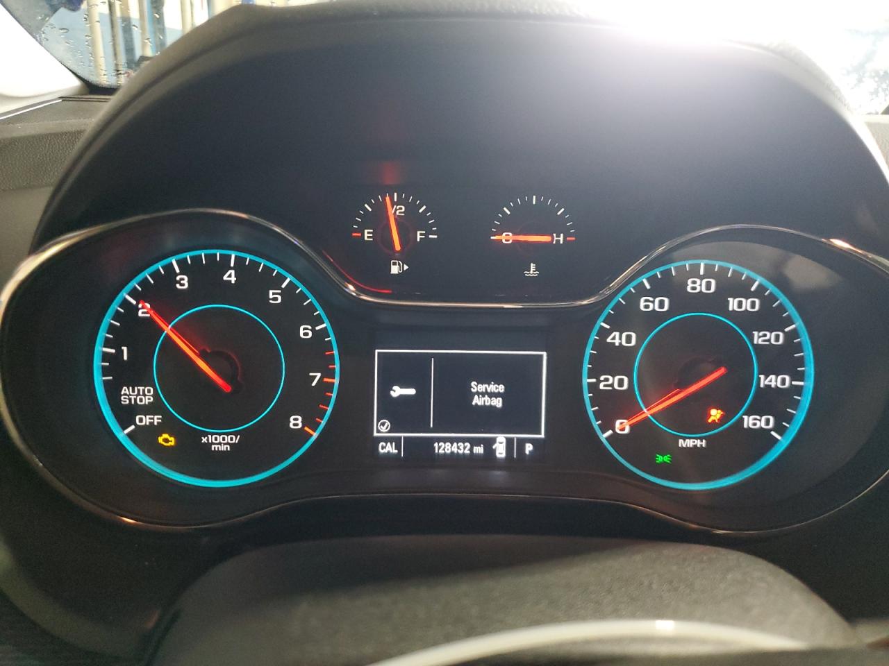 2018 Chevrolet Cruze - Image 9