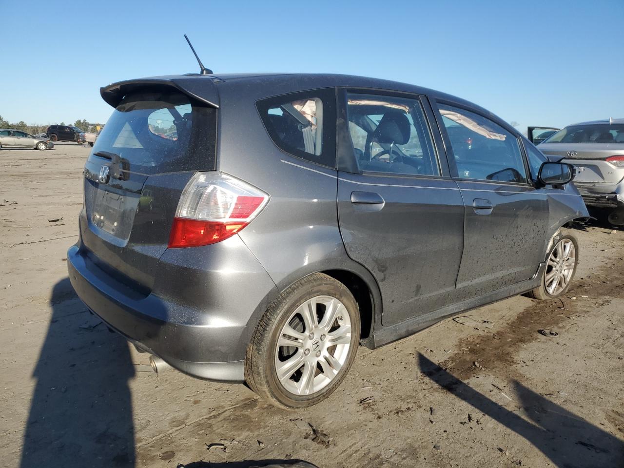 2011 Honda Fit - Image 3