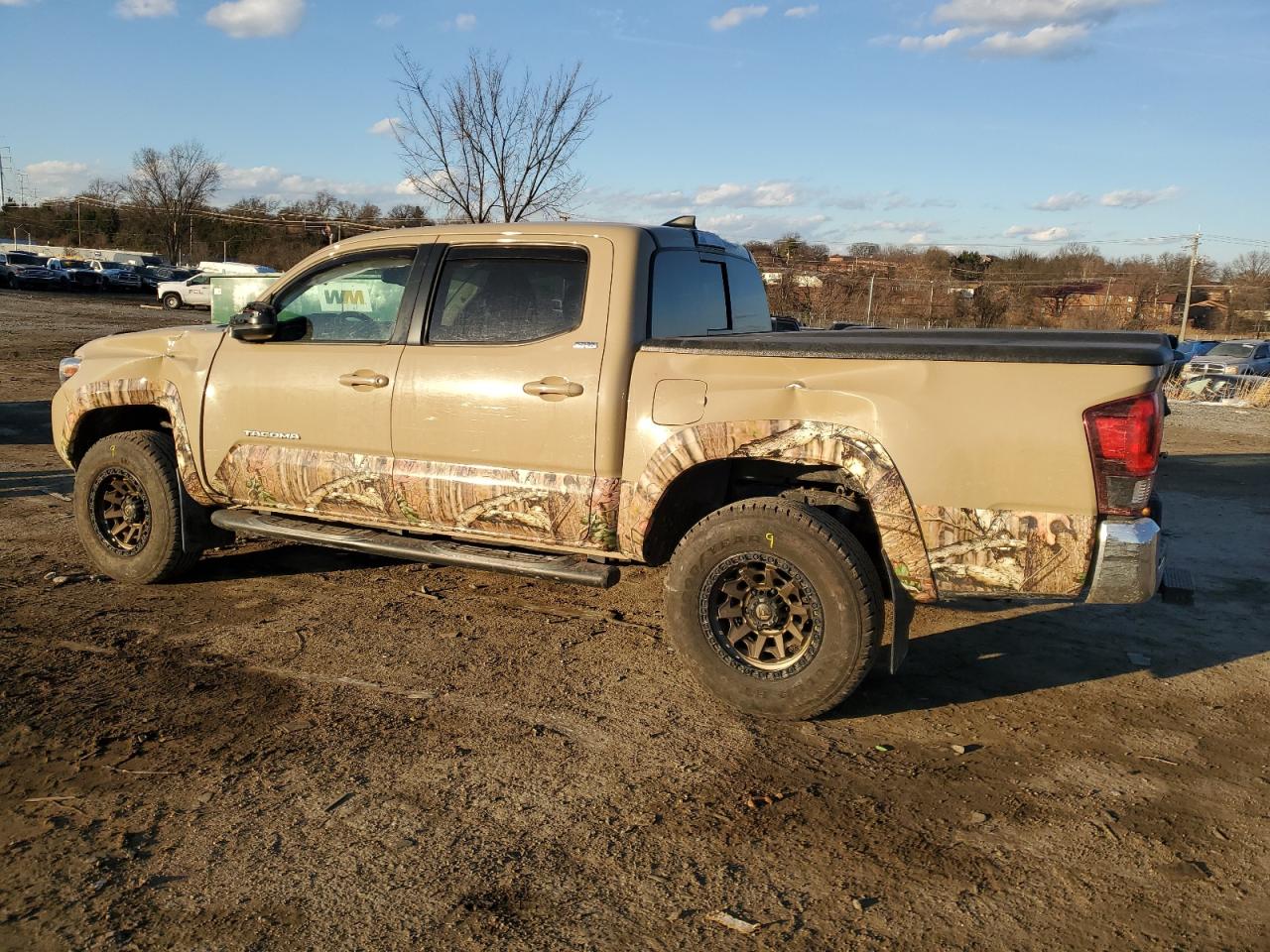 2018 Toyota Tacoma - Image 2