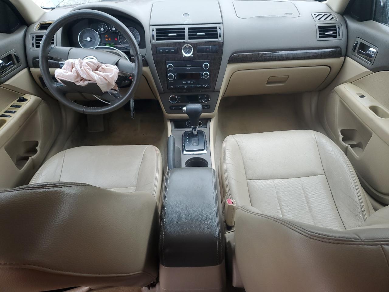 2008 Mercury Milan - Image 8