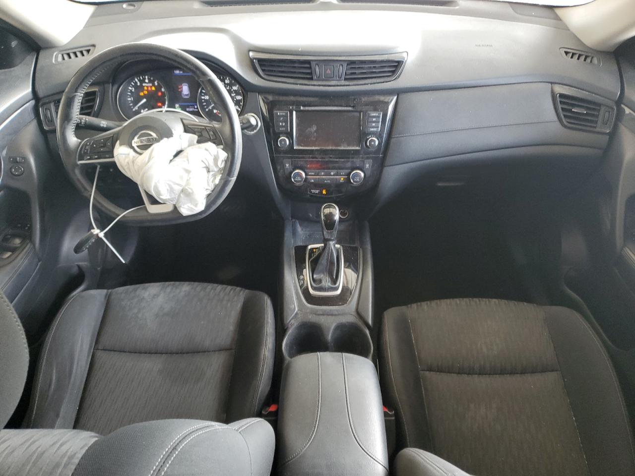 2019 Nissan Rogue - Image 8