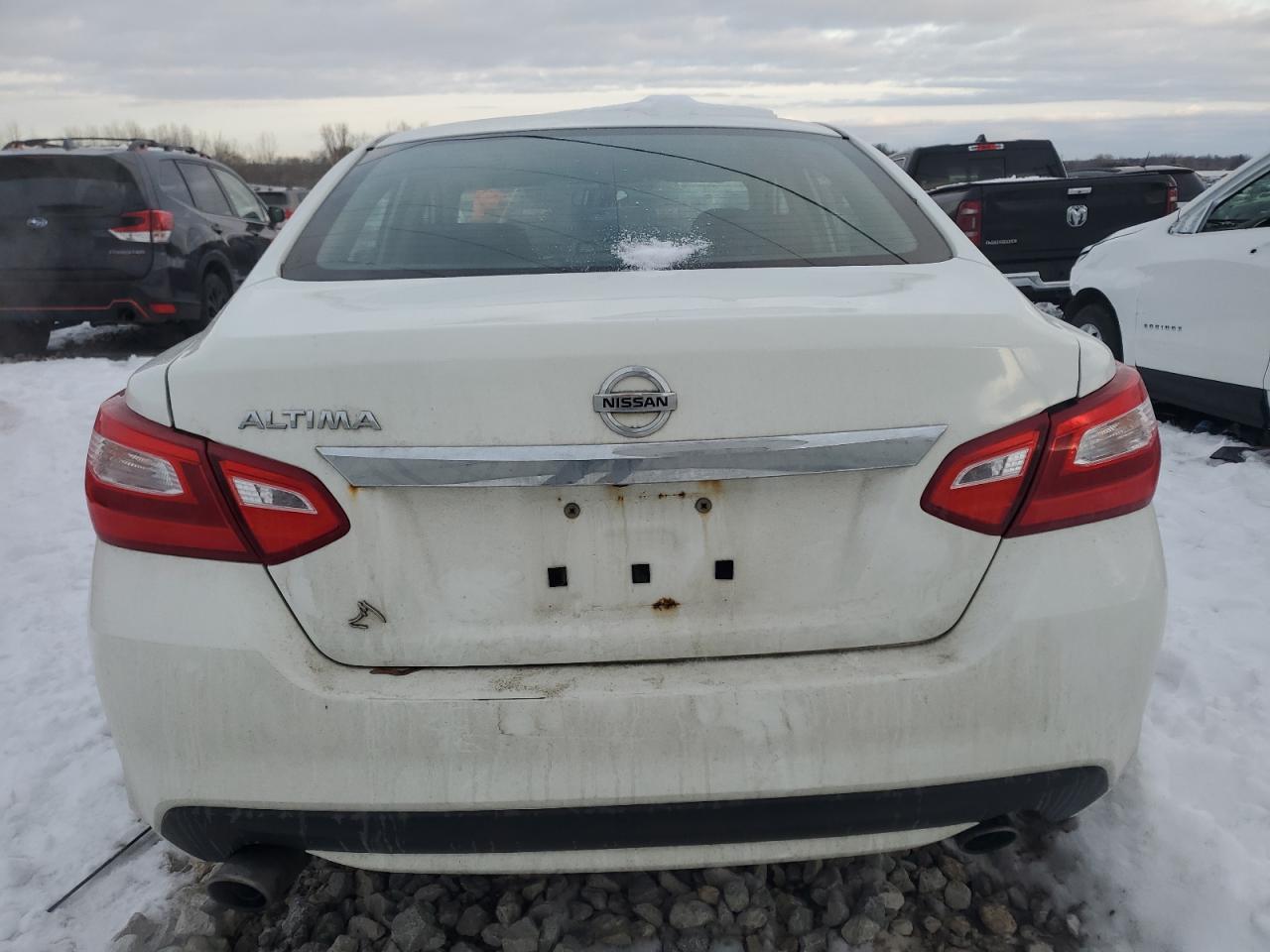 2017 Nissan Altima - Image 6