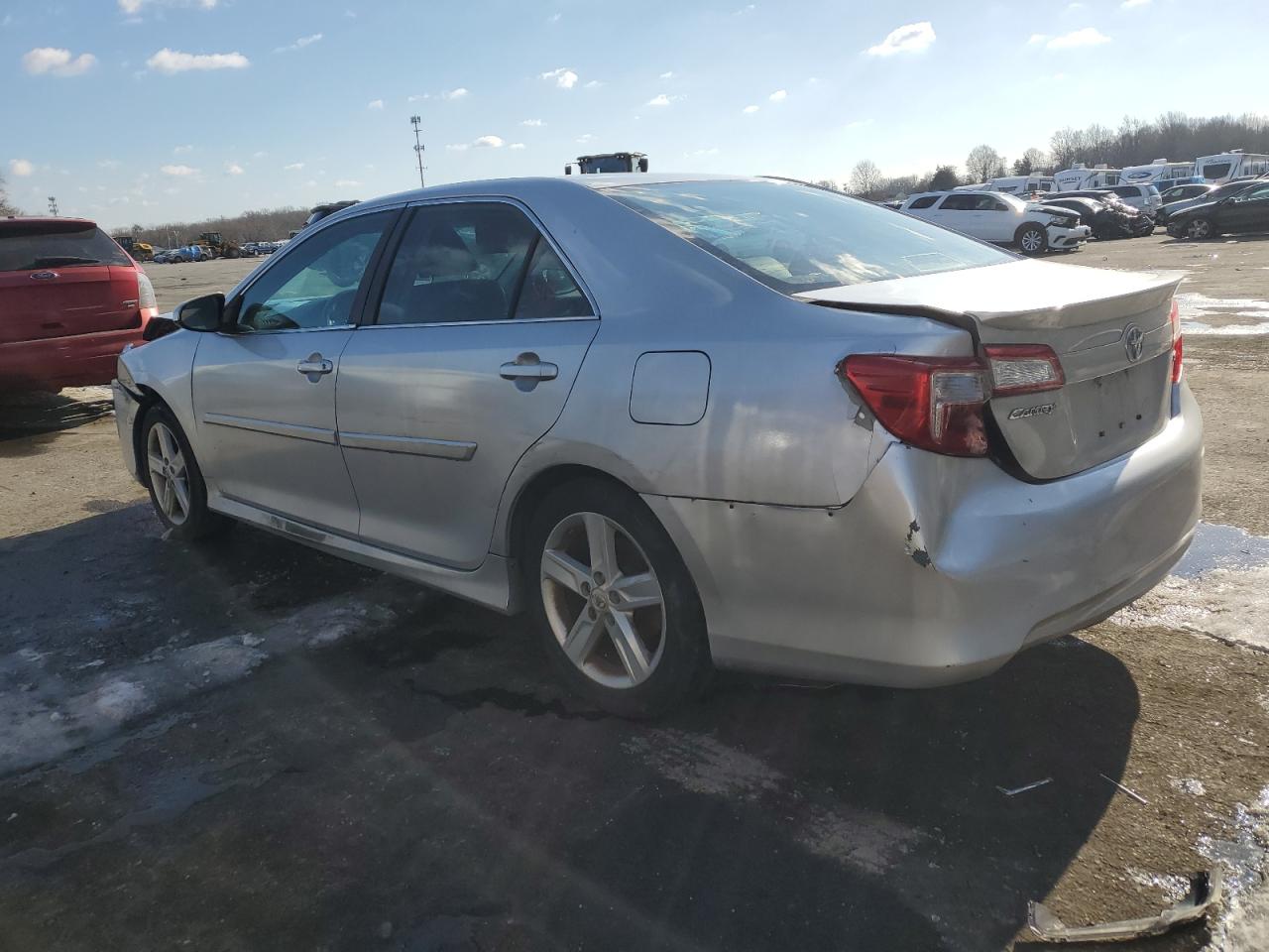 2013 Toyota Camry - Image 2