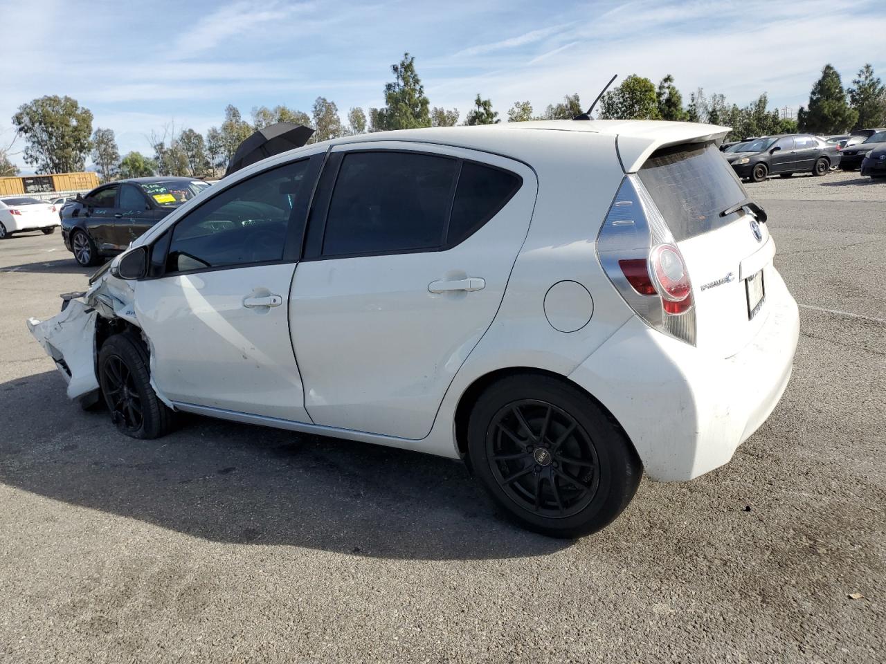 2014 Toyota Prius - Image 2