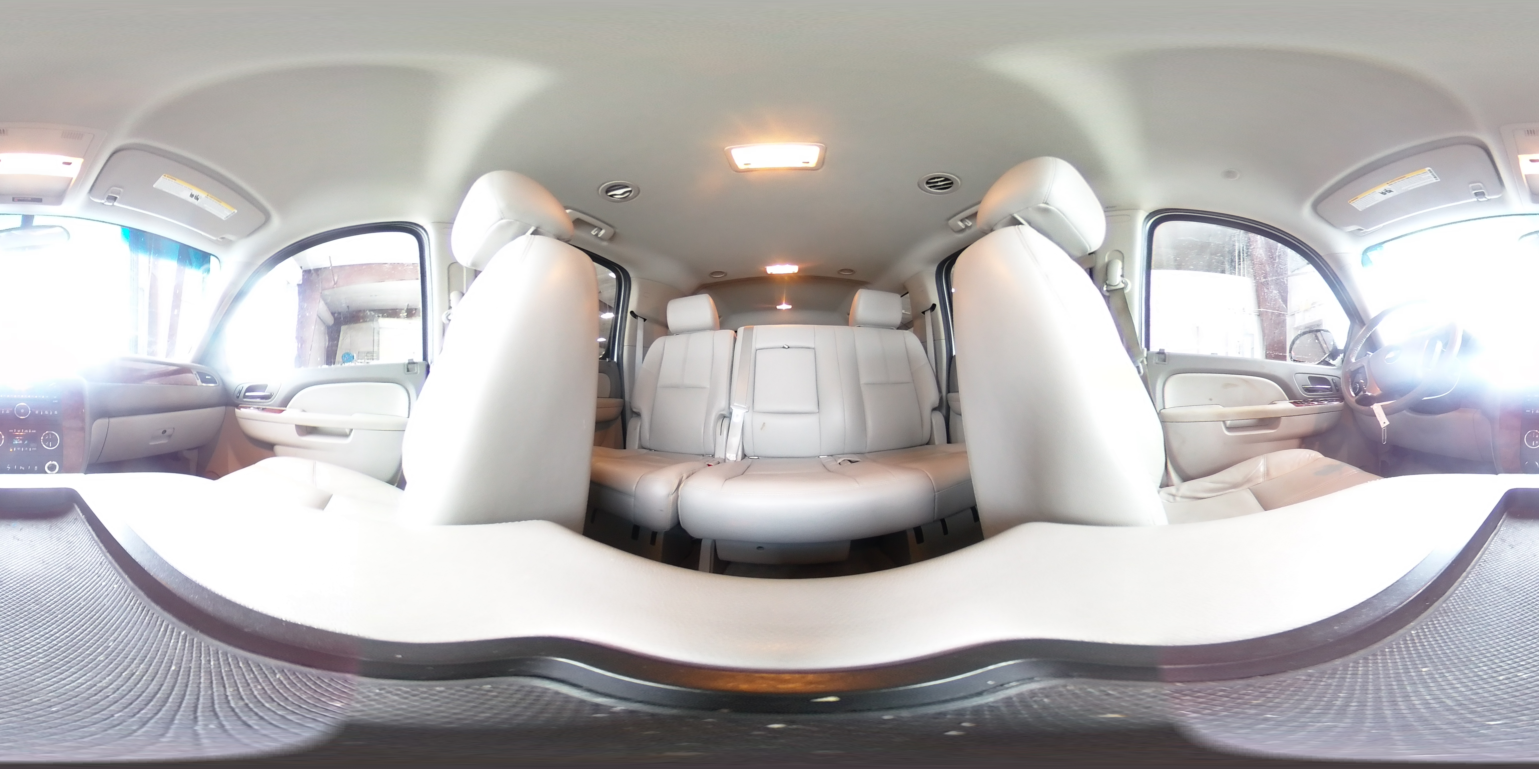 2013 Chevrolet Suburban - Image 14