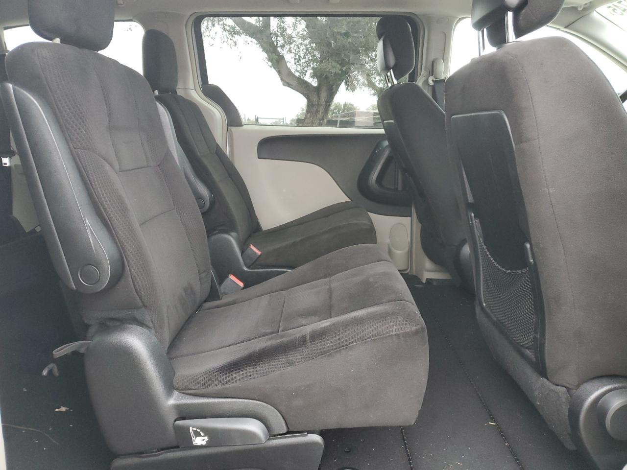 2013 Dodge Caravan - Image 11