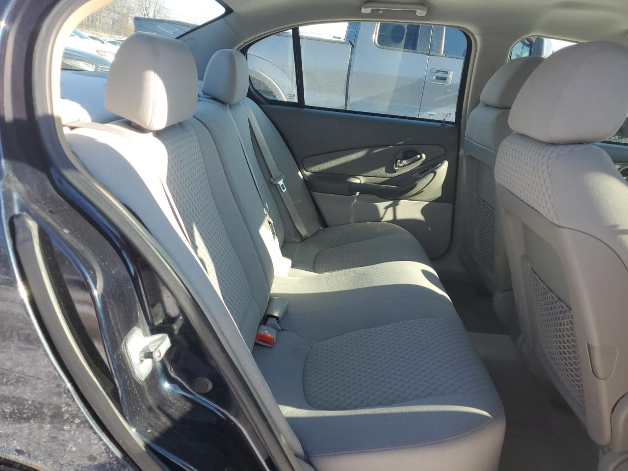 2006 Chevrolet Malibu - Image 10