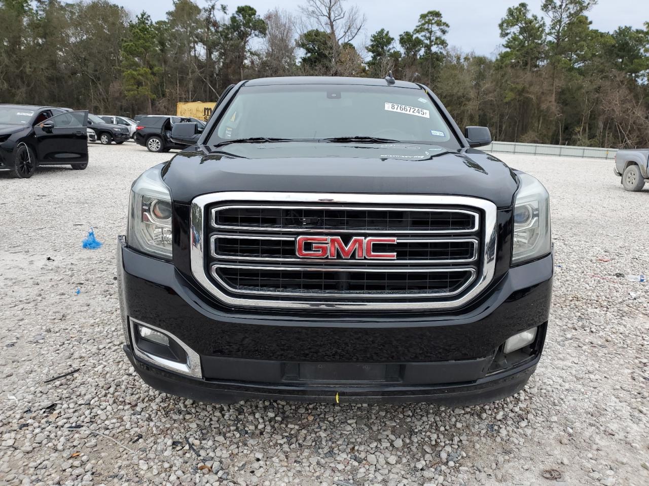 2018 GMC Yukon - Image 5