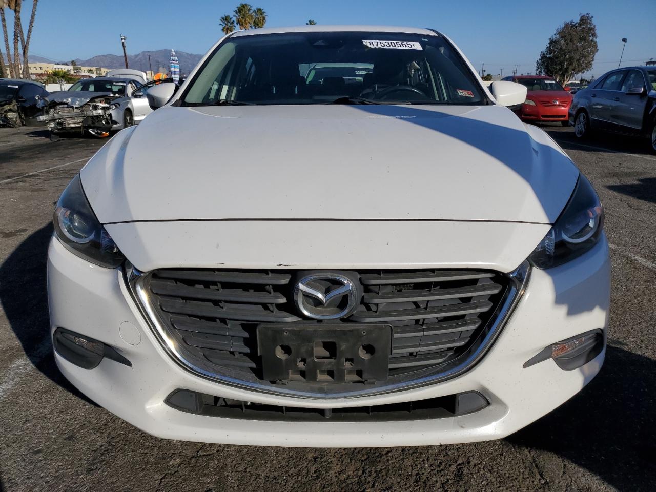 2017 Mazda 3 - Image 5