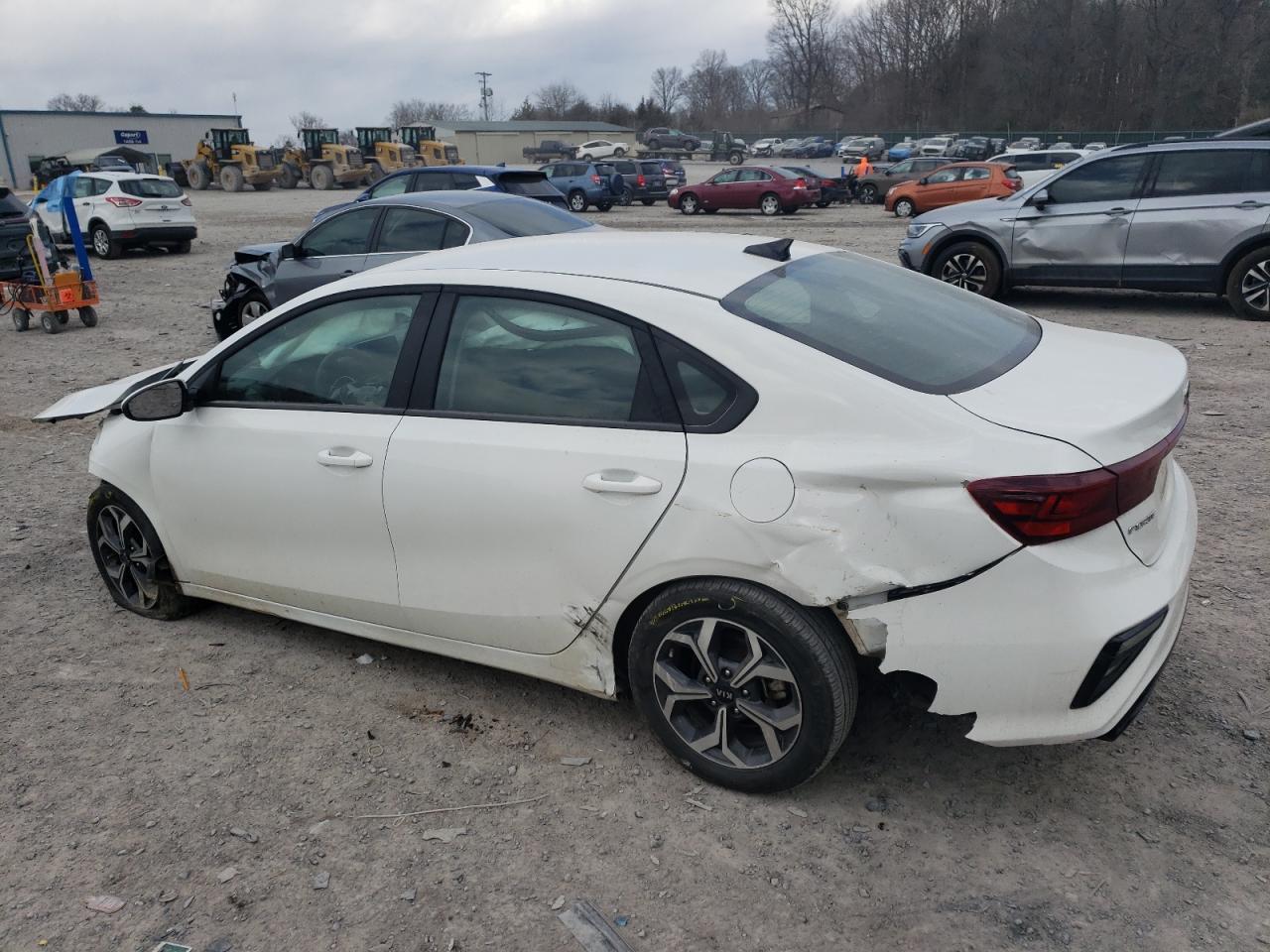 2021 Kia Forte - Image 2