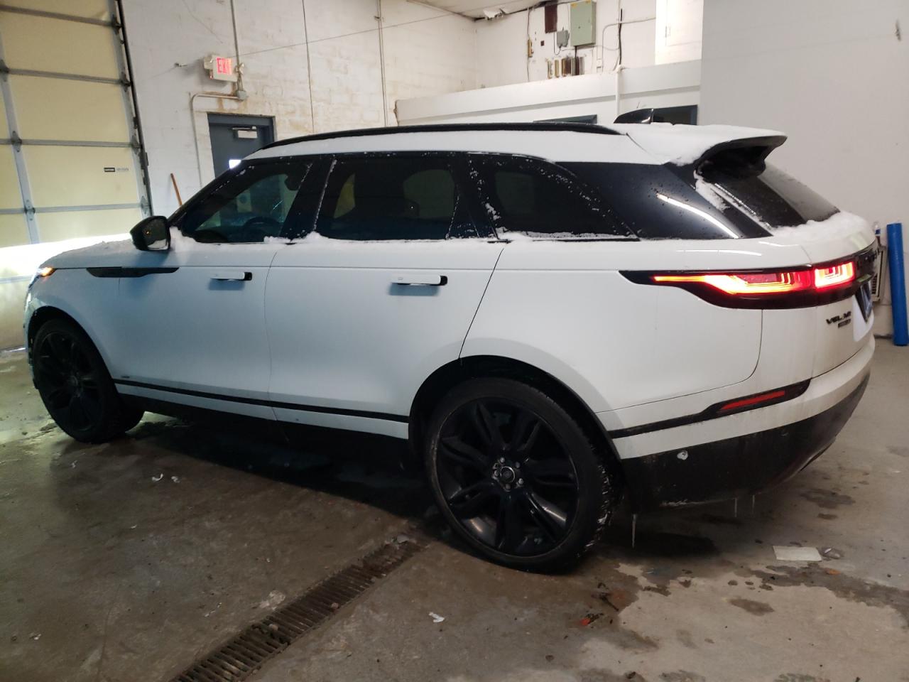 2018 Land Rover Range Rover - Image 2