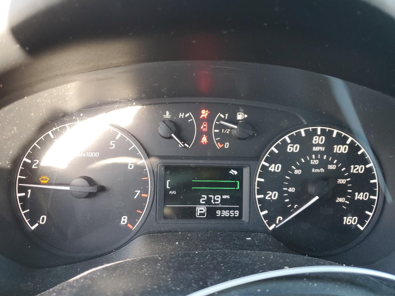 2015 Nissan Sentra - Image 9