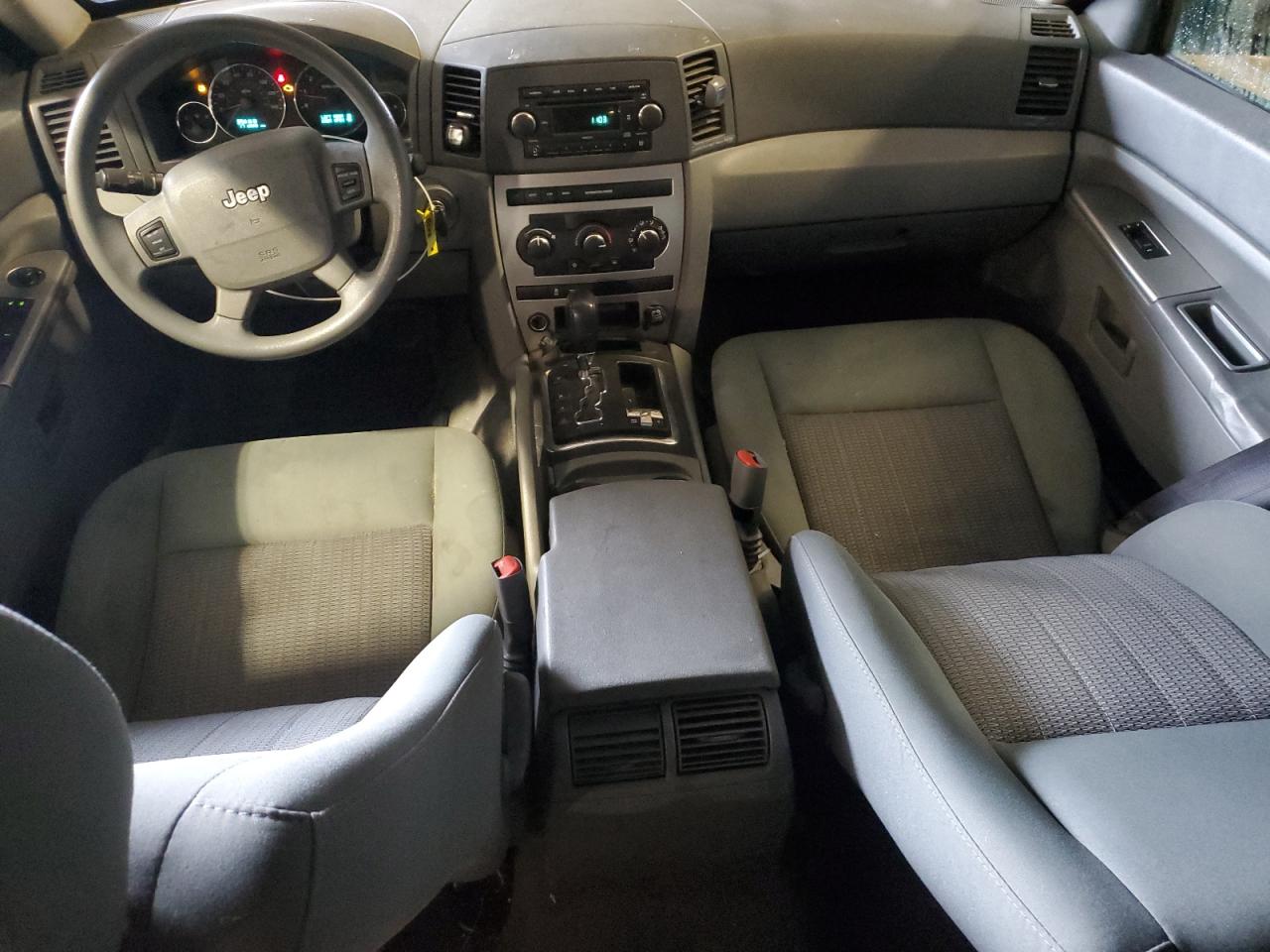 2007 Jeep Grand Cherokee - Image 8