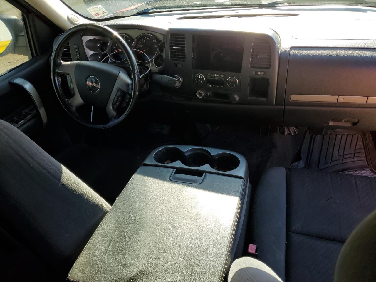 2009 GMC Sierra - Image 8