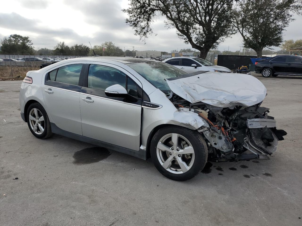 2012 Chevrolet Volt - Image 4