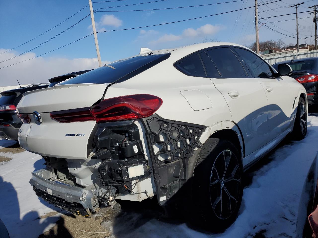2022 BMW X6 - Image 3