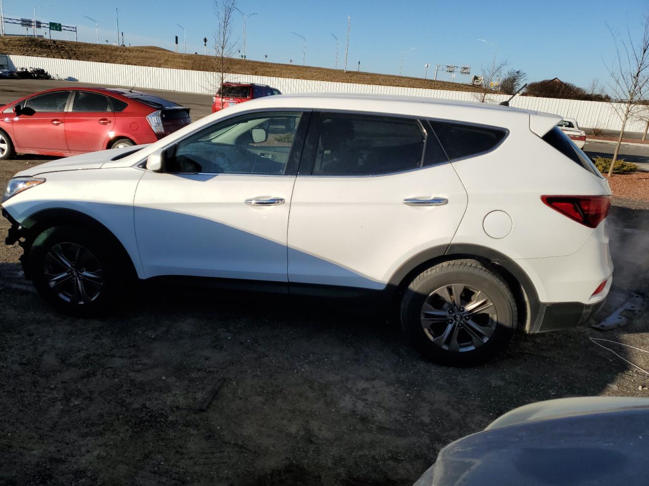 2018 Hyundai Santa Fe - Image 2