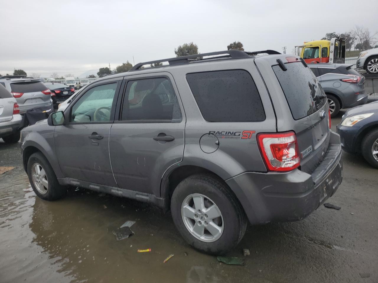 2011 Ford Escape - Image 2