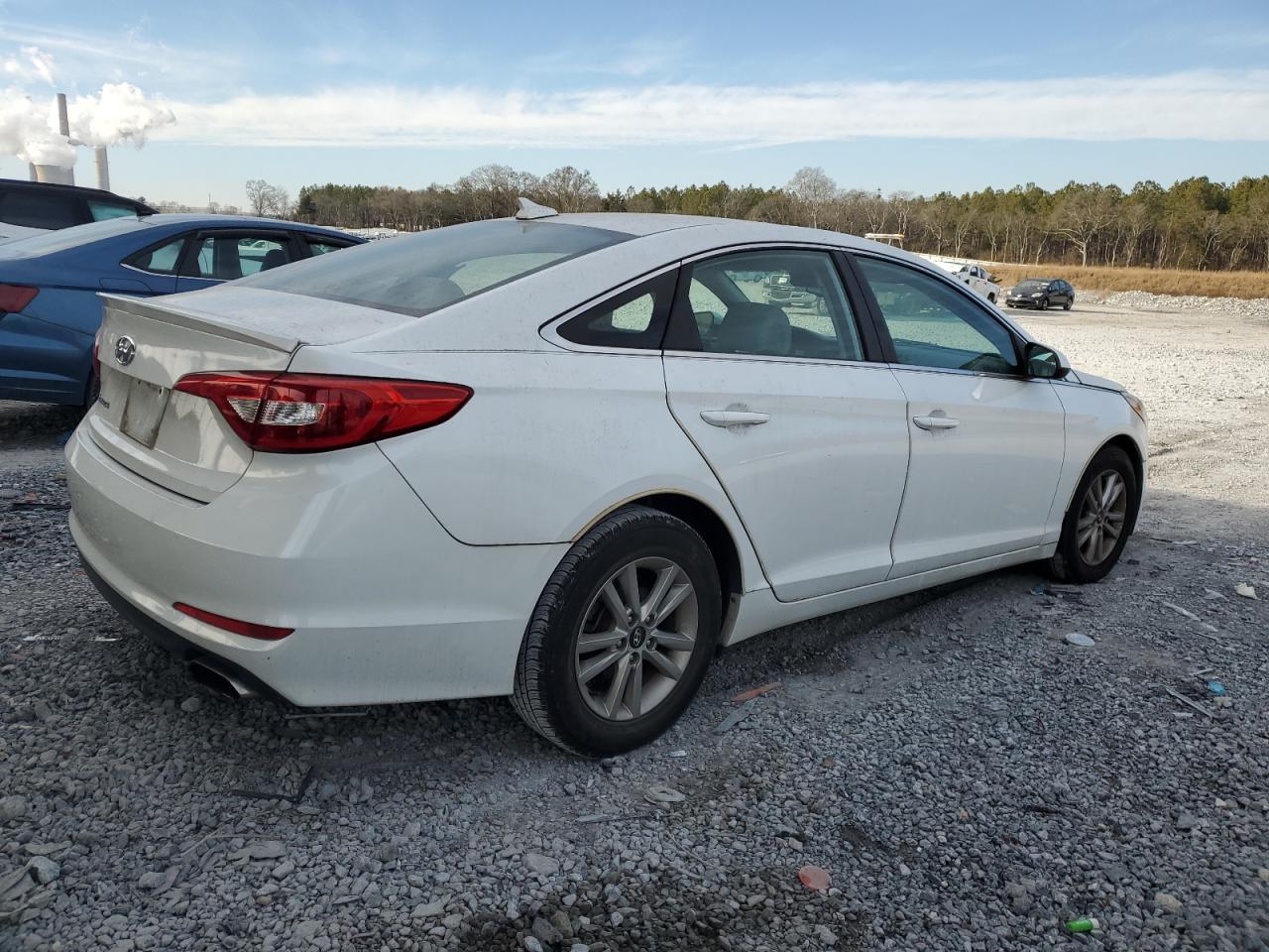2016 Hyundai Sonata - Image 3