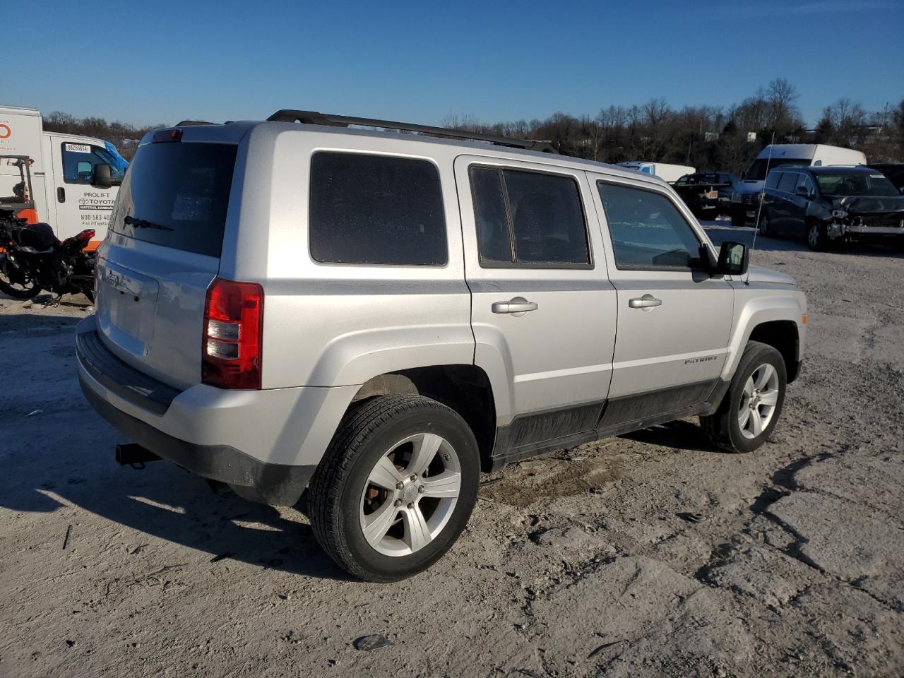 2013 Jeep Liberty (Patriot) - Image 3
