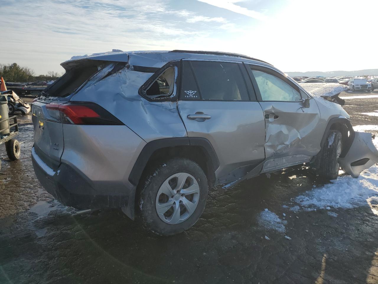 2019 Toyota RAV 4 - Image 3