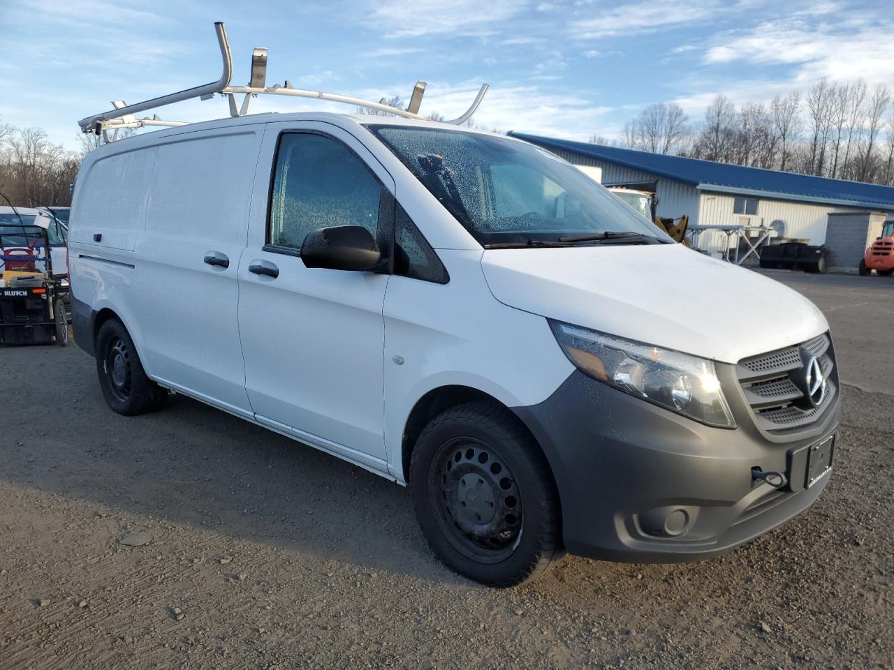 VIN WD3PG2EA0H3200520 2017 MERCEDES-BENZ METRIS no.4