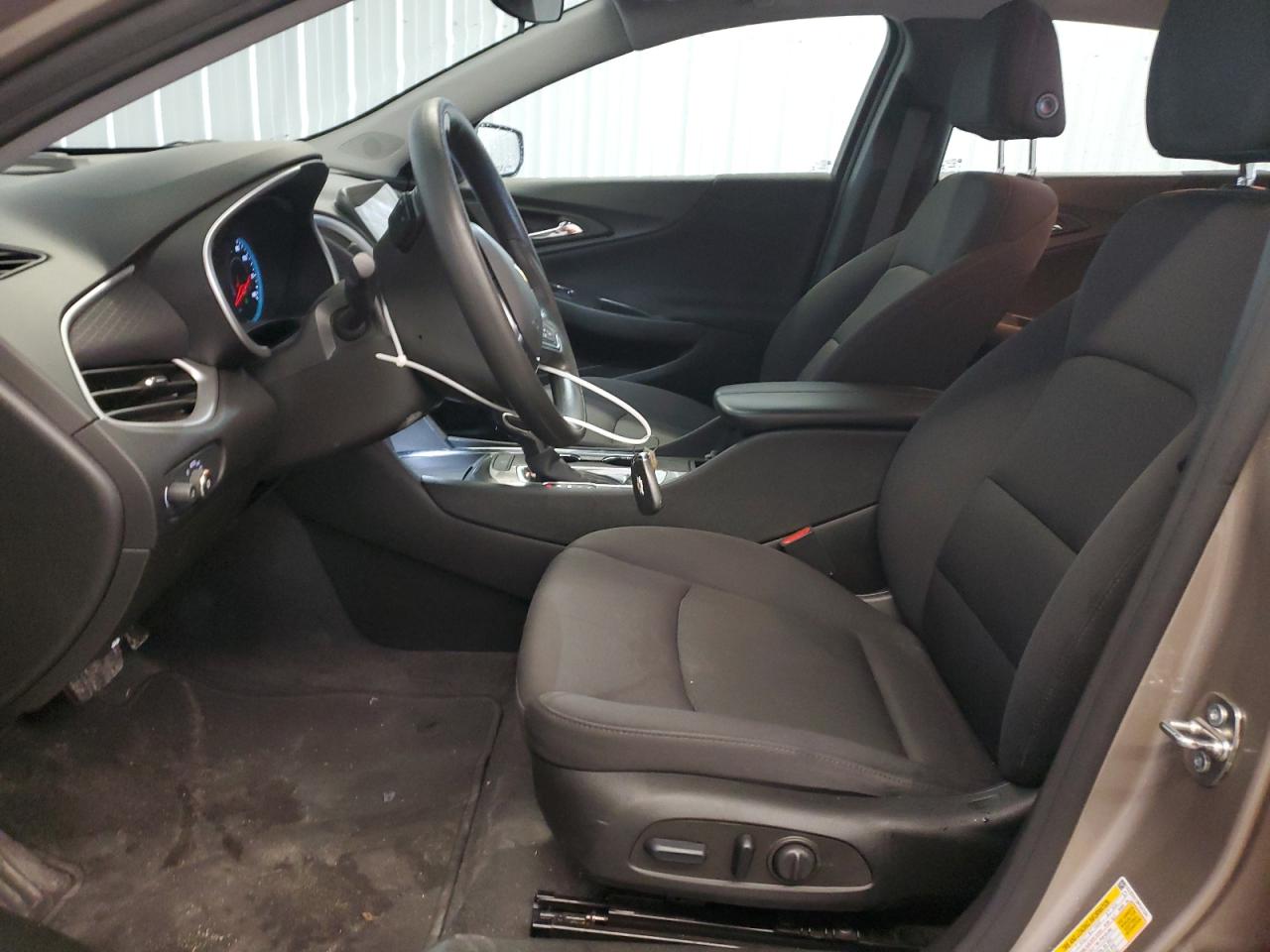 2023 Chevrolet Malibu - Image 7