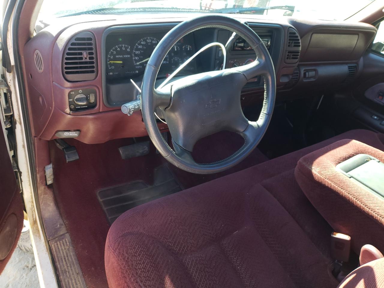 1997 Chevrolet GMT-400 - Image 8