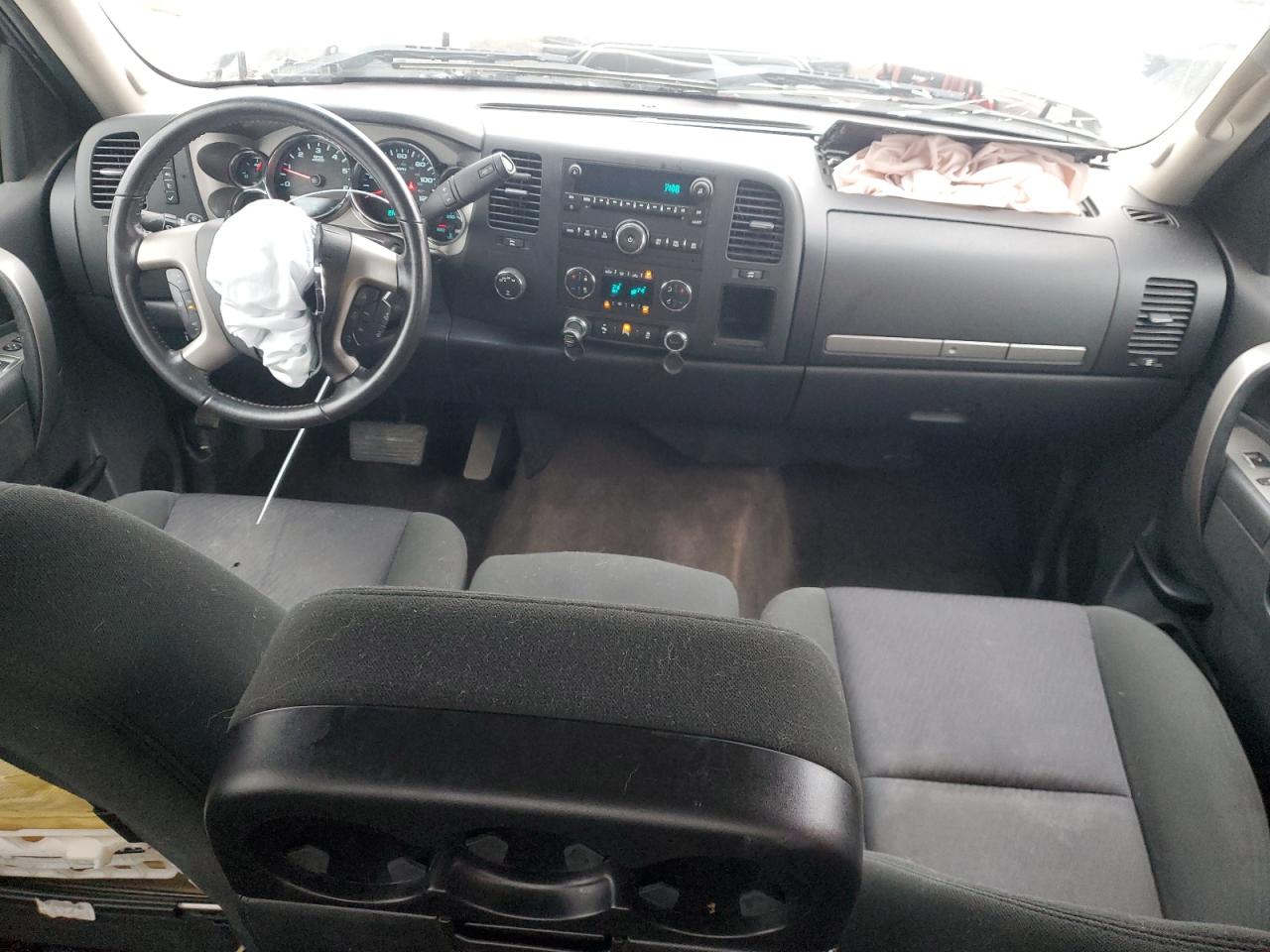 2013 Chevrolet Silverado - Image 8