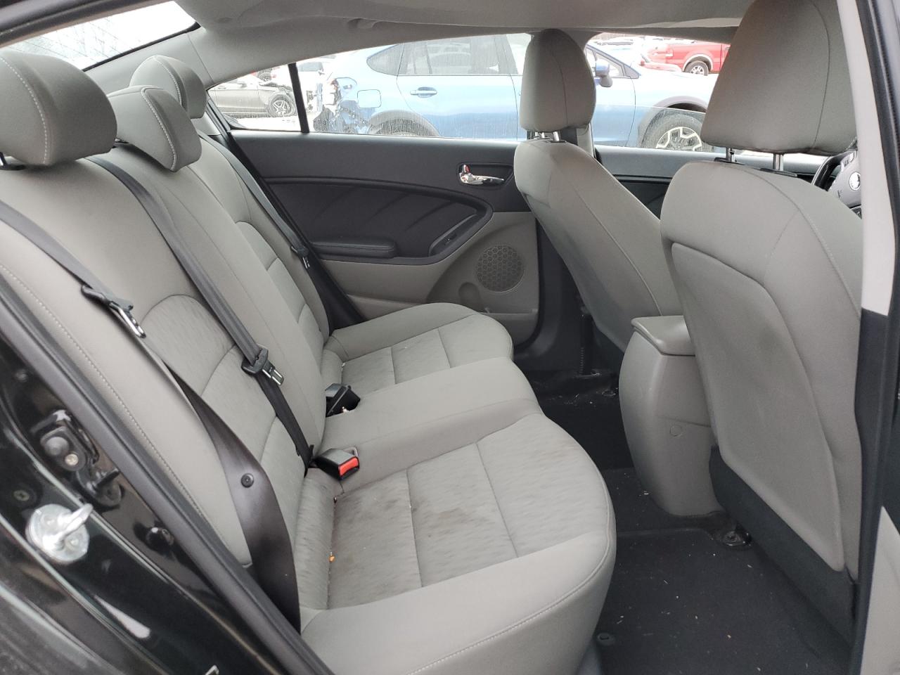 2015 Kia Forte - Image 10