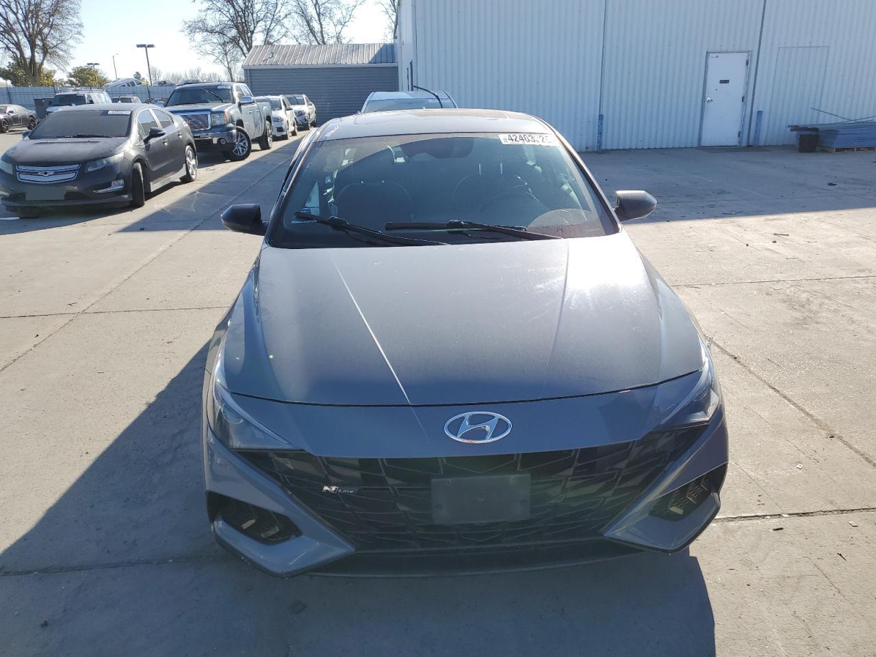 2022 Hyundai Elantra - Image 5