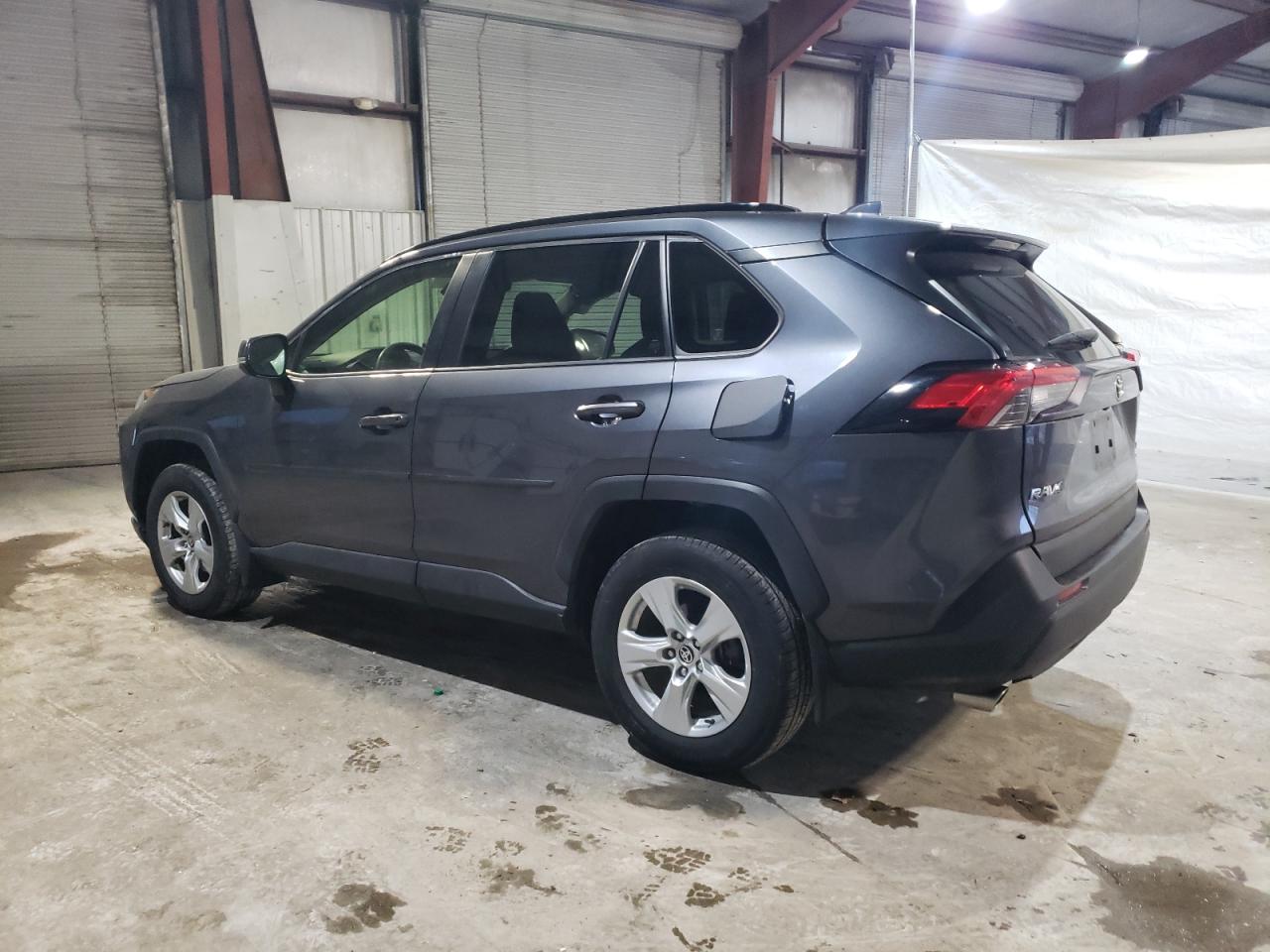 2020 Toyota RAV 4 - Image 2