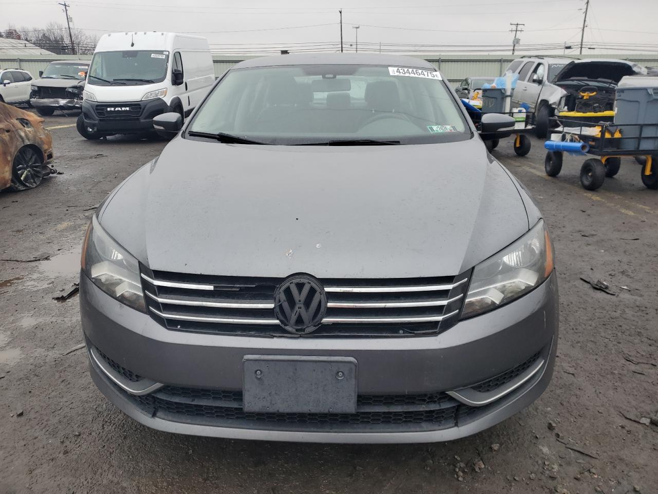 2014 Volkswagen Passat - Image 5