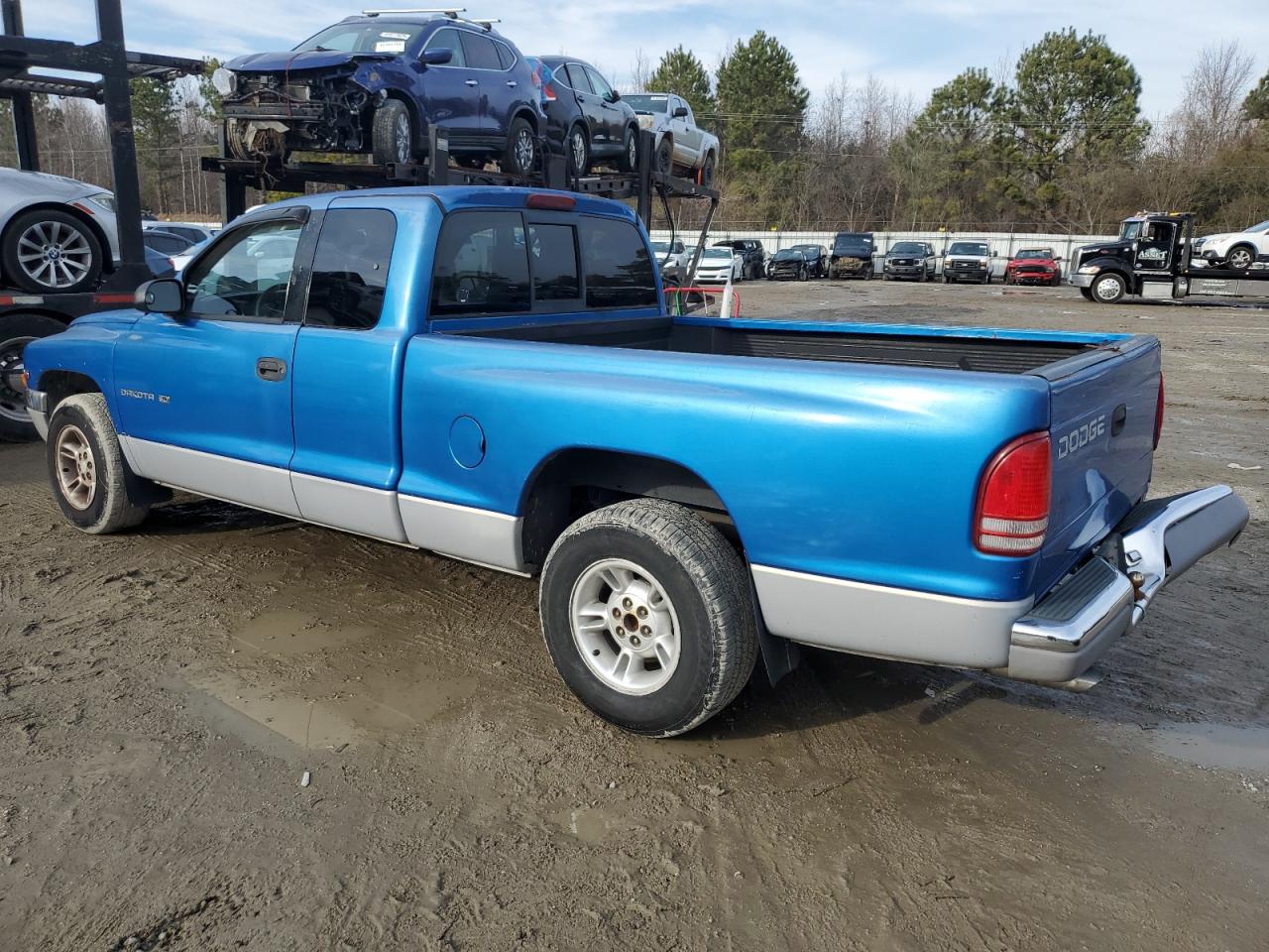1999 Dodge Dakota - Image 2