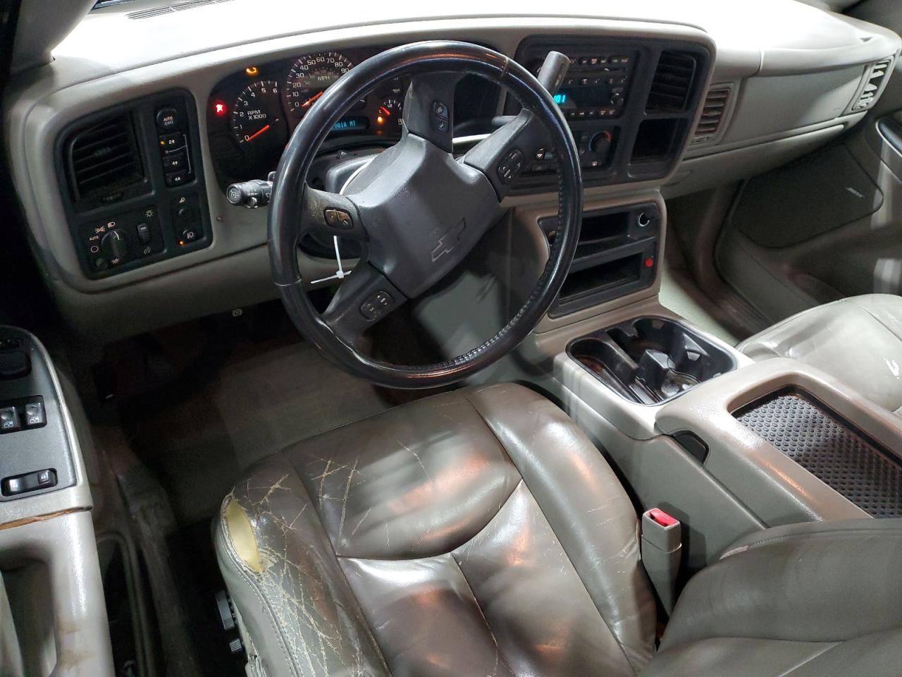 2006 Chevrolet Silverado - Image 8
