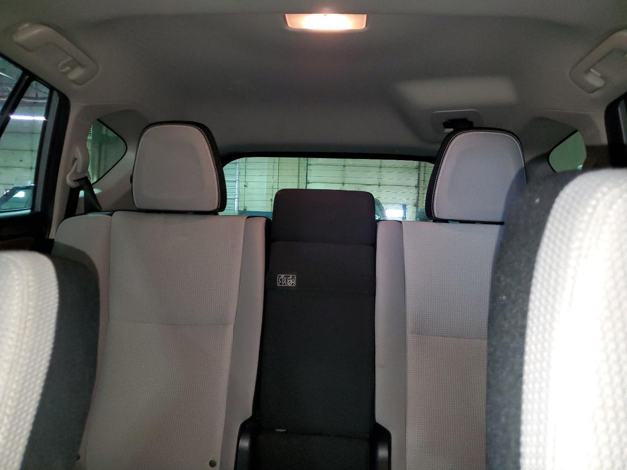 2018 Toyota RAV 4 - Image 10