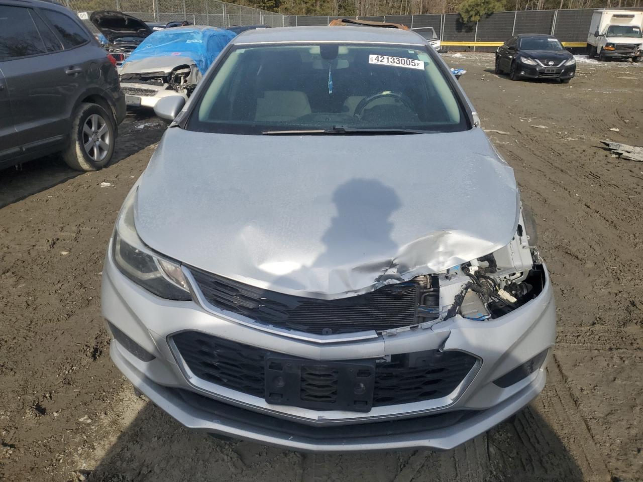 2018 Chevrolet Cruze - Image 5