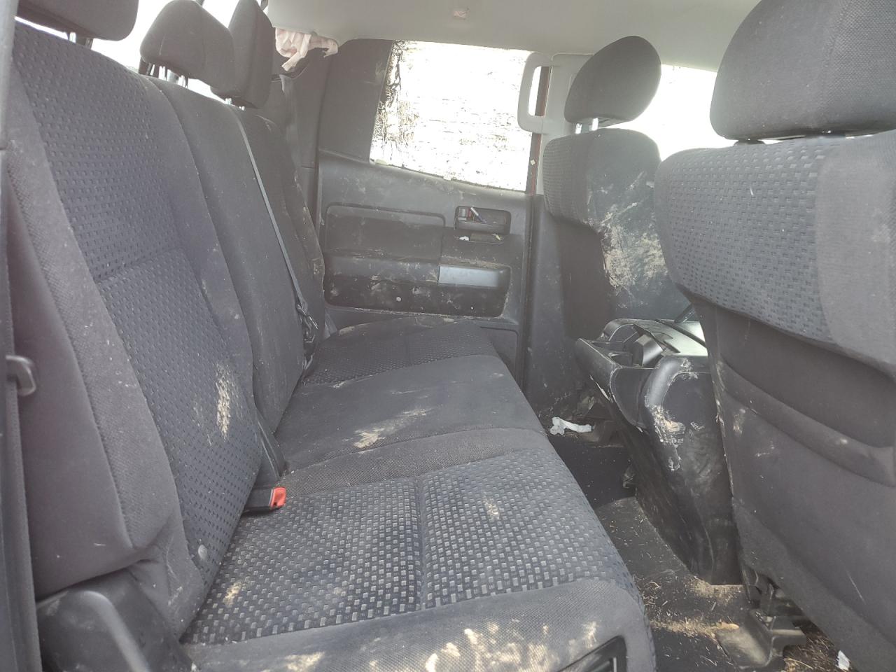 2011 Toyota Tundra - Image 10