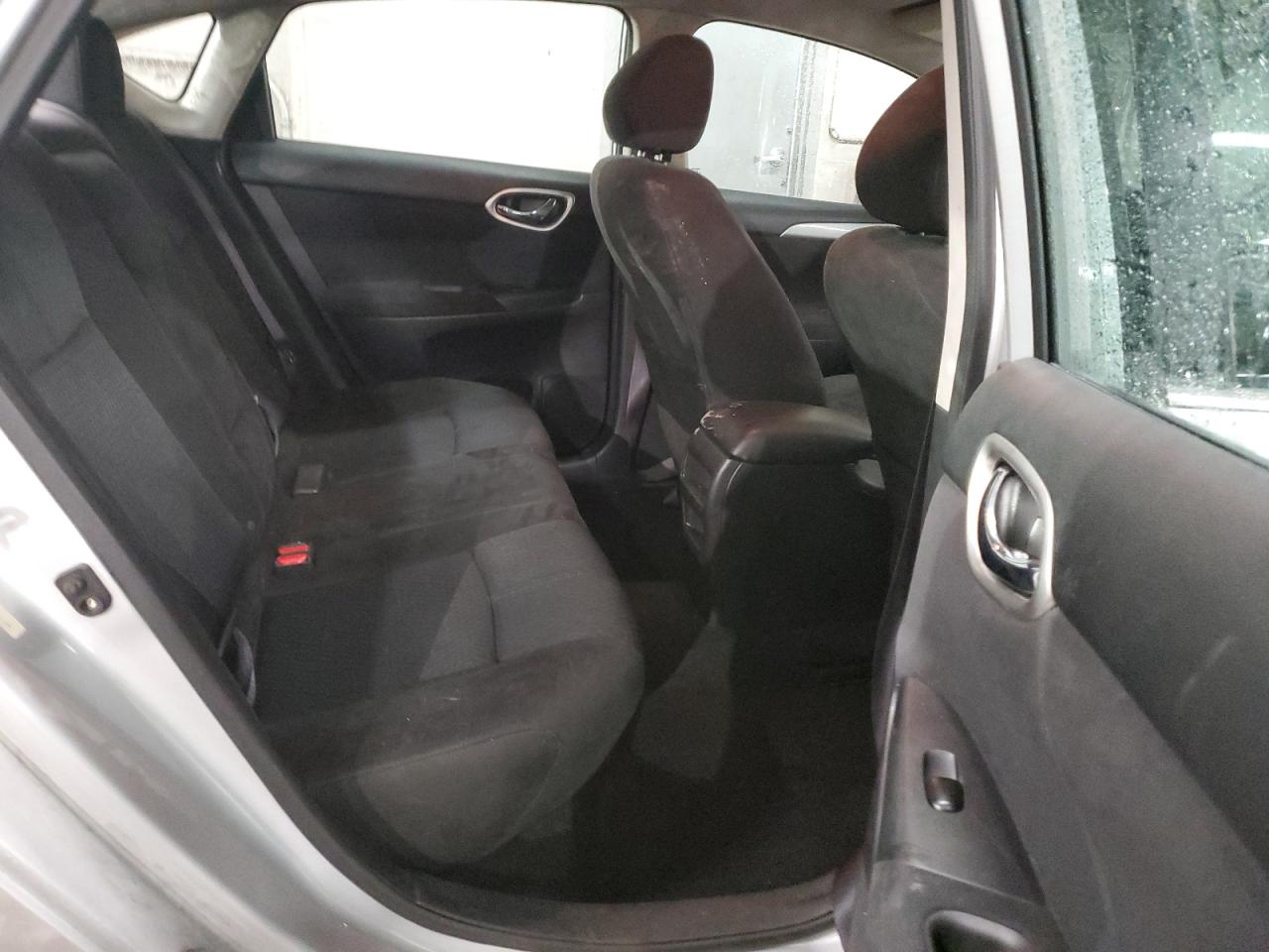 2013 Nissan Sentra - Image 10