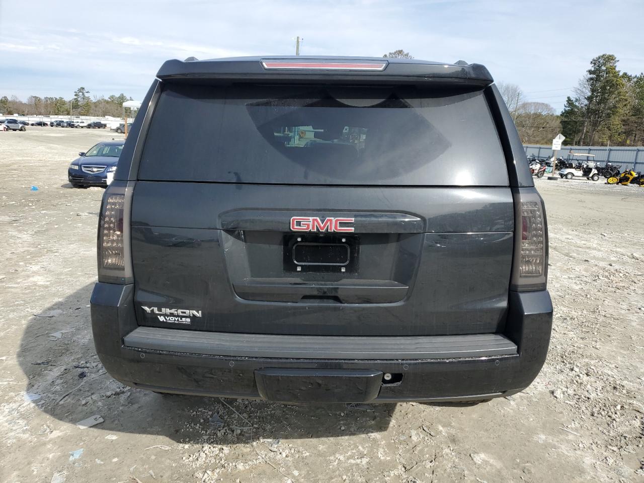 2017 GMC Yukon - Image 6