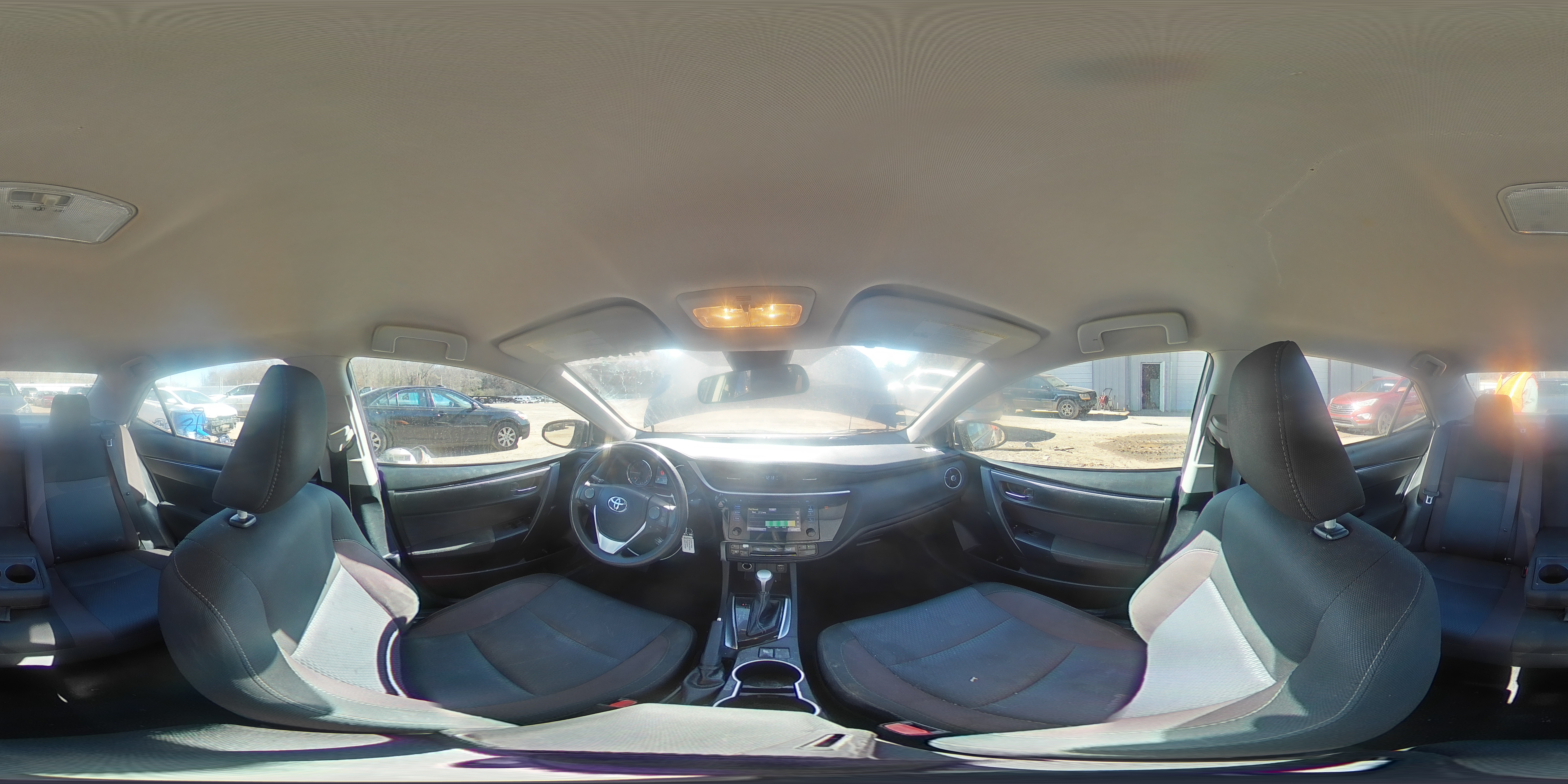 2018 Toyota Corolla - Image 13