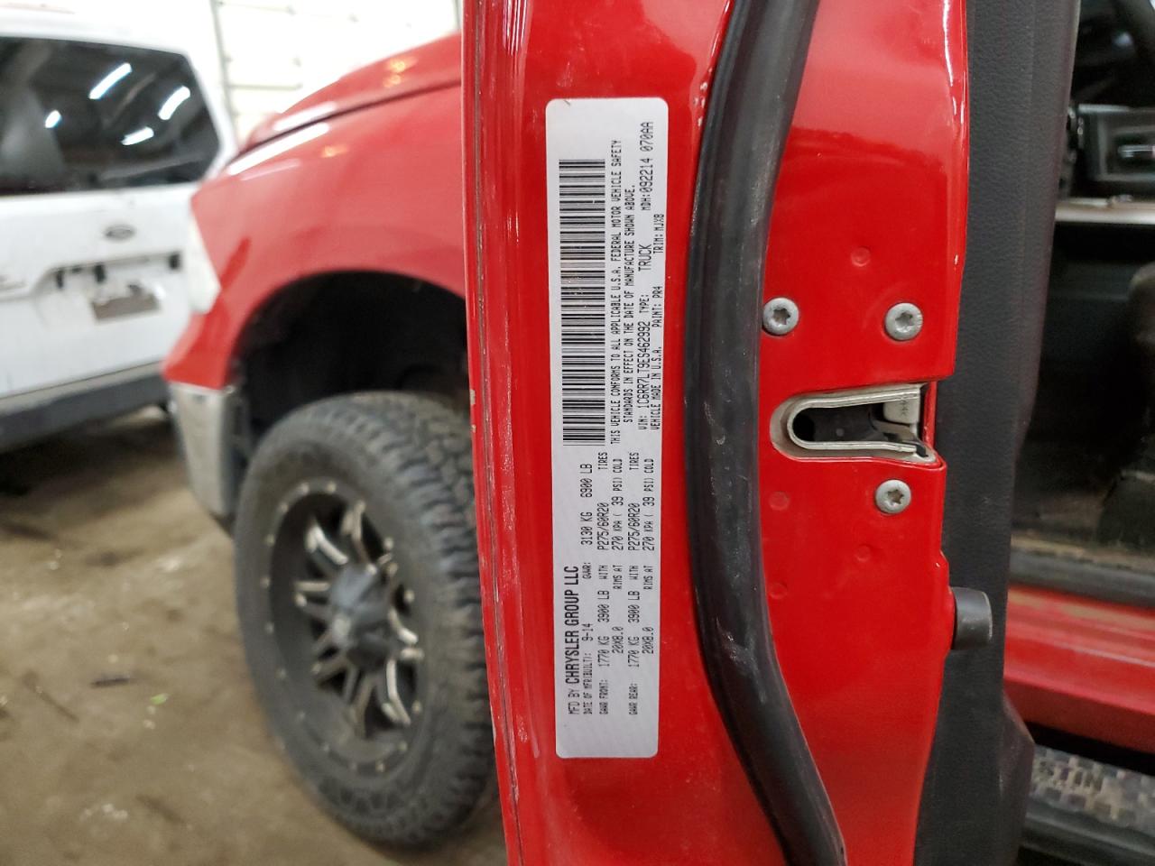 2014 RAM 1500 - Image 12