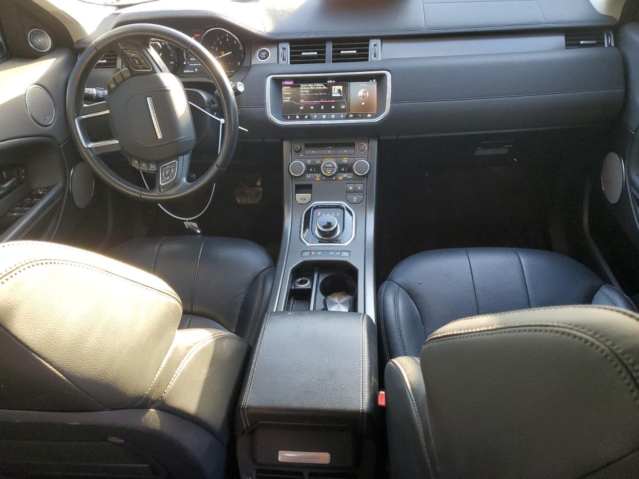 2019 Land Rover Range Rover - Image 8