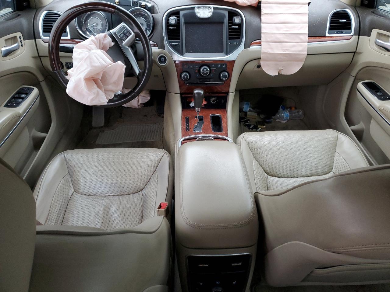 2011 Chrysler 300 - Image 8