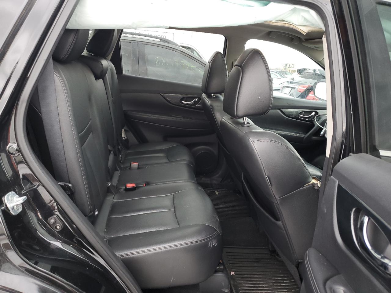 2016 Nissan Rogue - Image 10