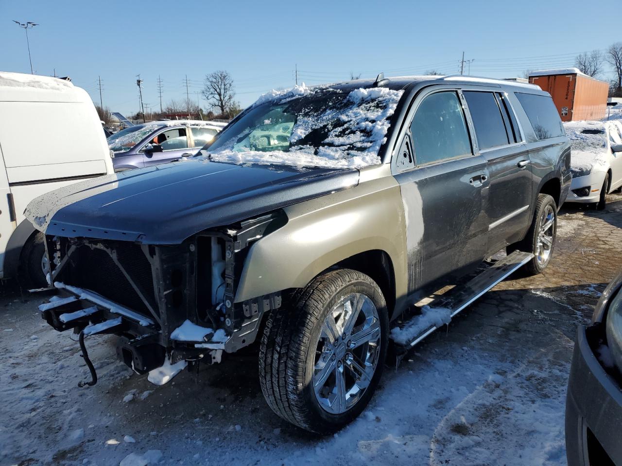 2019 Cadillac Escalade Esv Premium Luxury للبيع في Bridgeton، MO - Front End